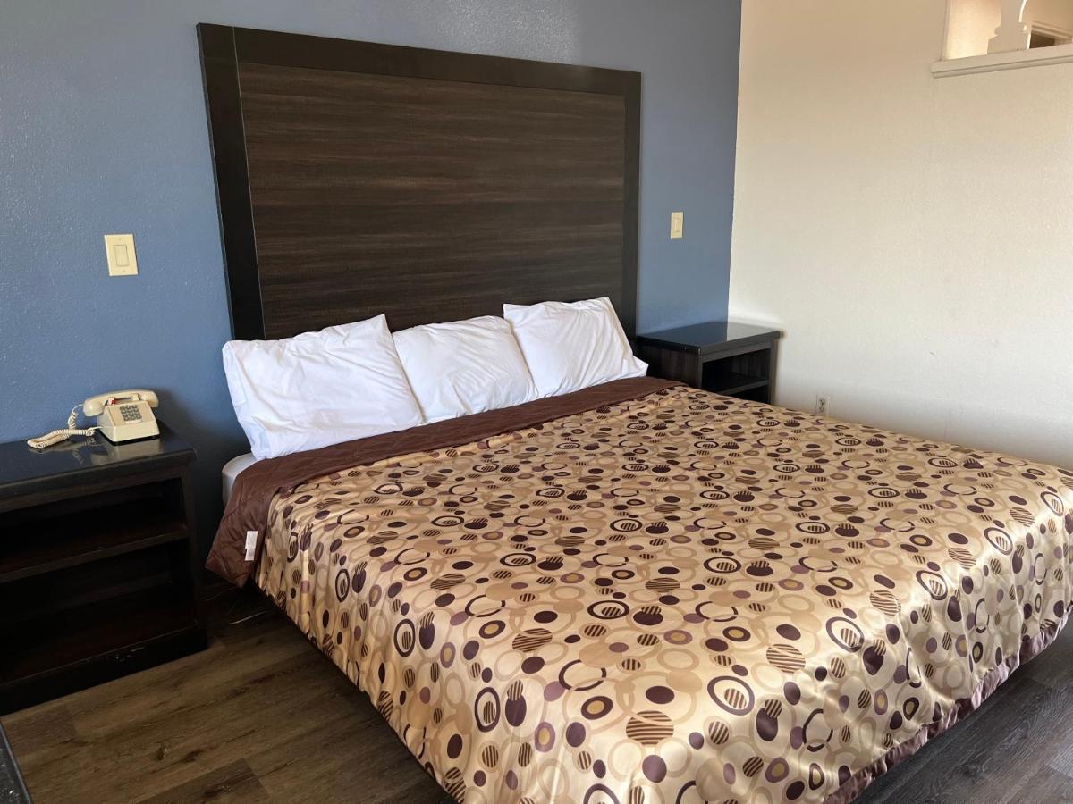 Economy Inn Fresno Zewnętrze zdjęcie