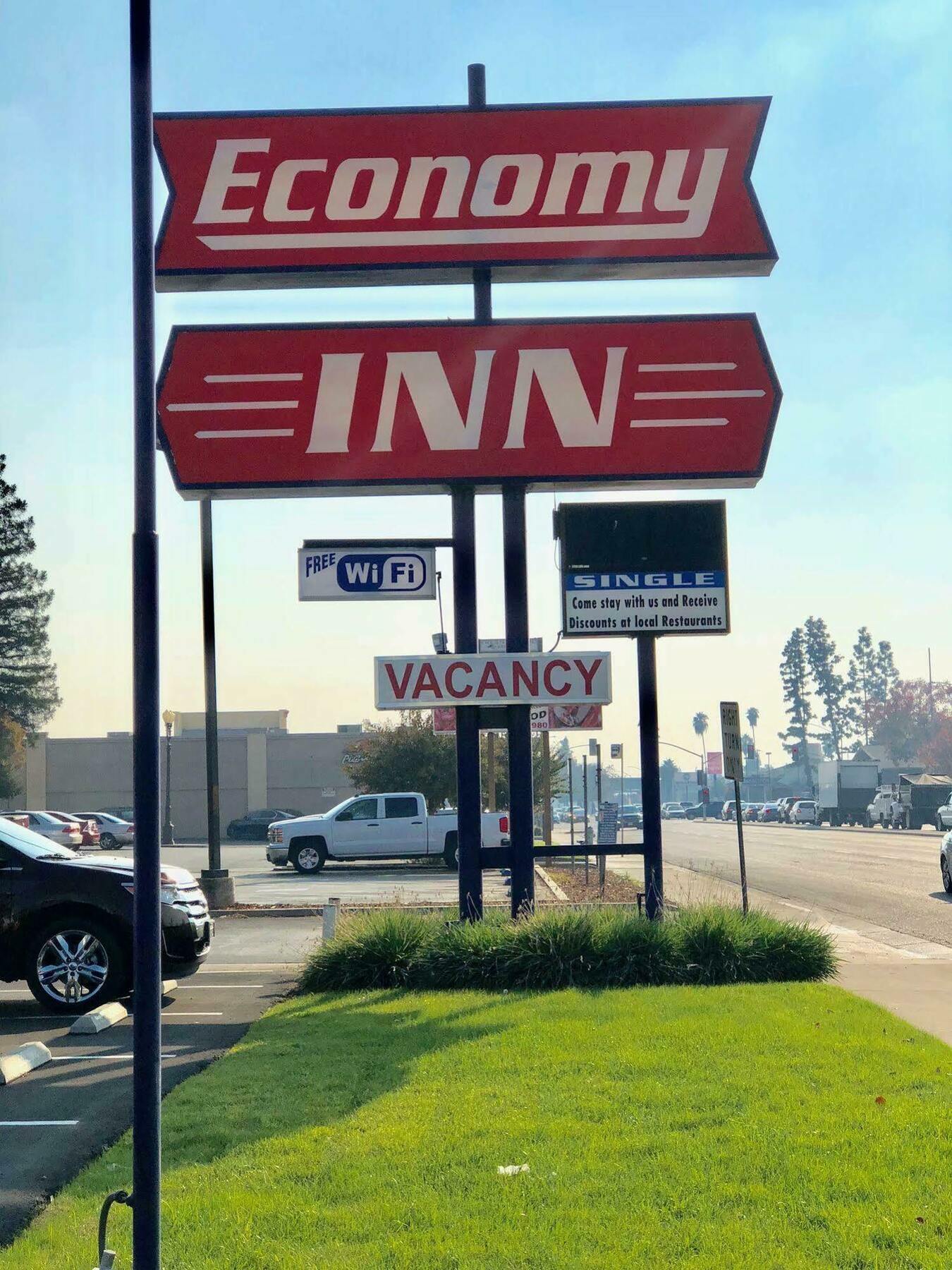 Economy Inn Fresno Zewnętrze zdjęcie