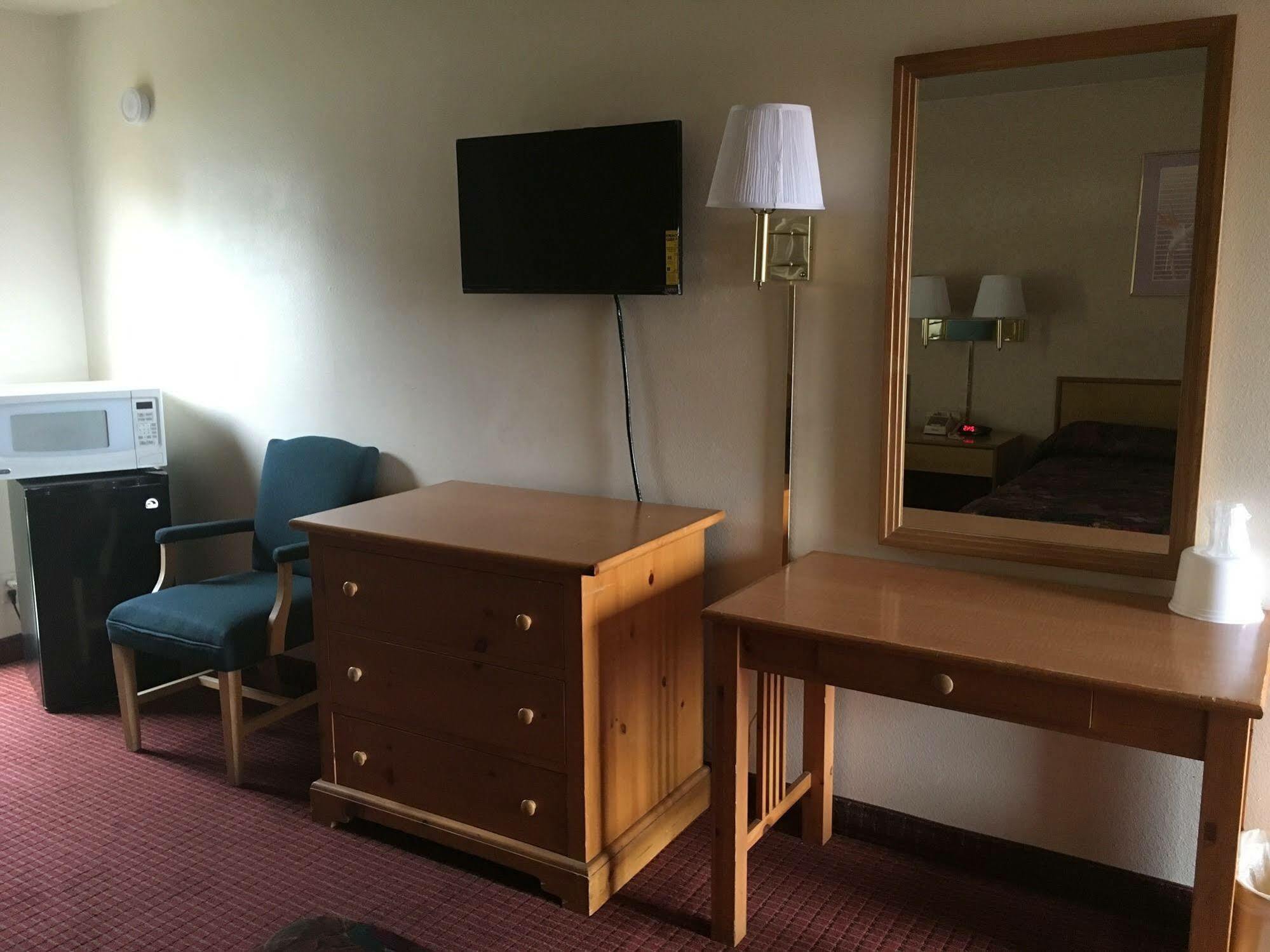 Economy Inn Fresno Zewnętrze zdjęcie