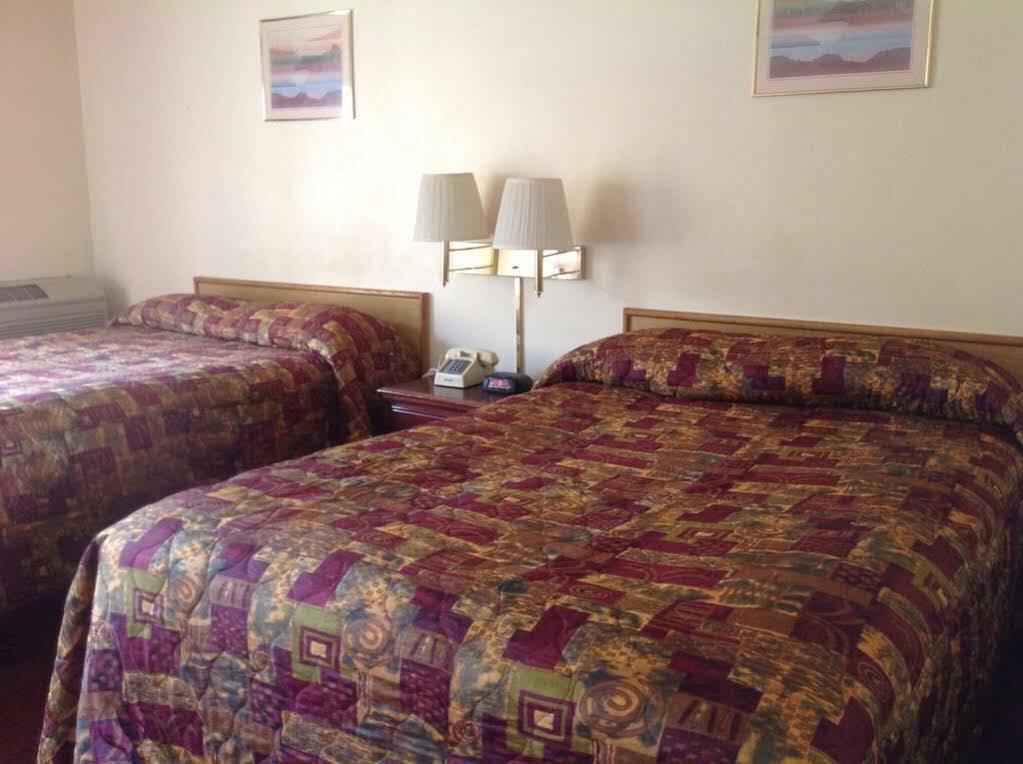 Economy Inn Fresno Zewnętrze zdjęcie